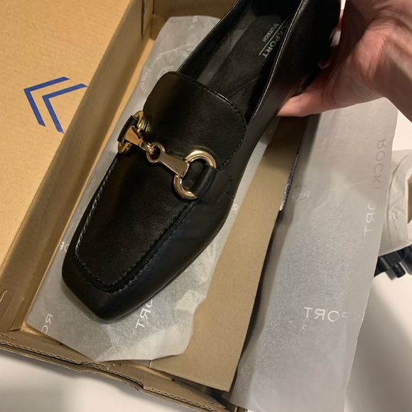 SOLD Rockport Leather Womens Size 9.5 Loafer Flat with Gold Buckle Arch Support - Picture 10 of 10